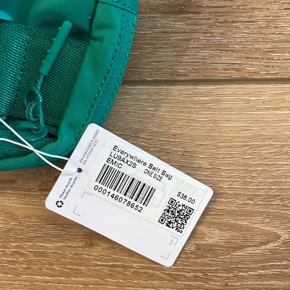 Lululemon belt bag - Picture 2 of 3